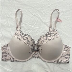 VS Body By Victoria Lace Trimmed Bra